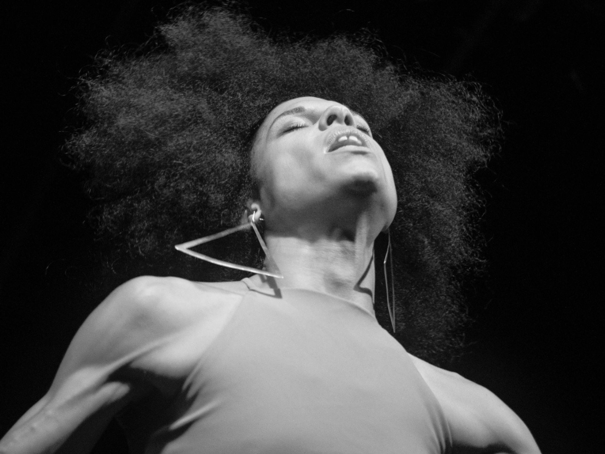 Photo of Gigi McFarlane performing at Jamboree Jazz Club