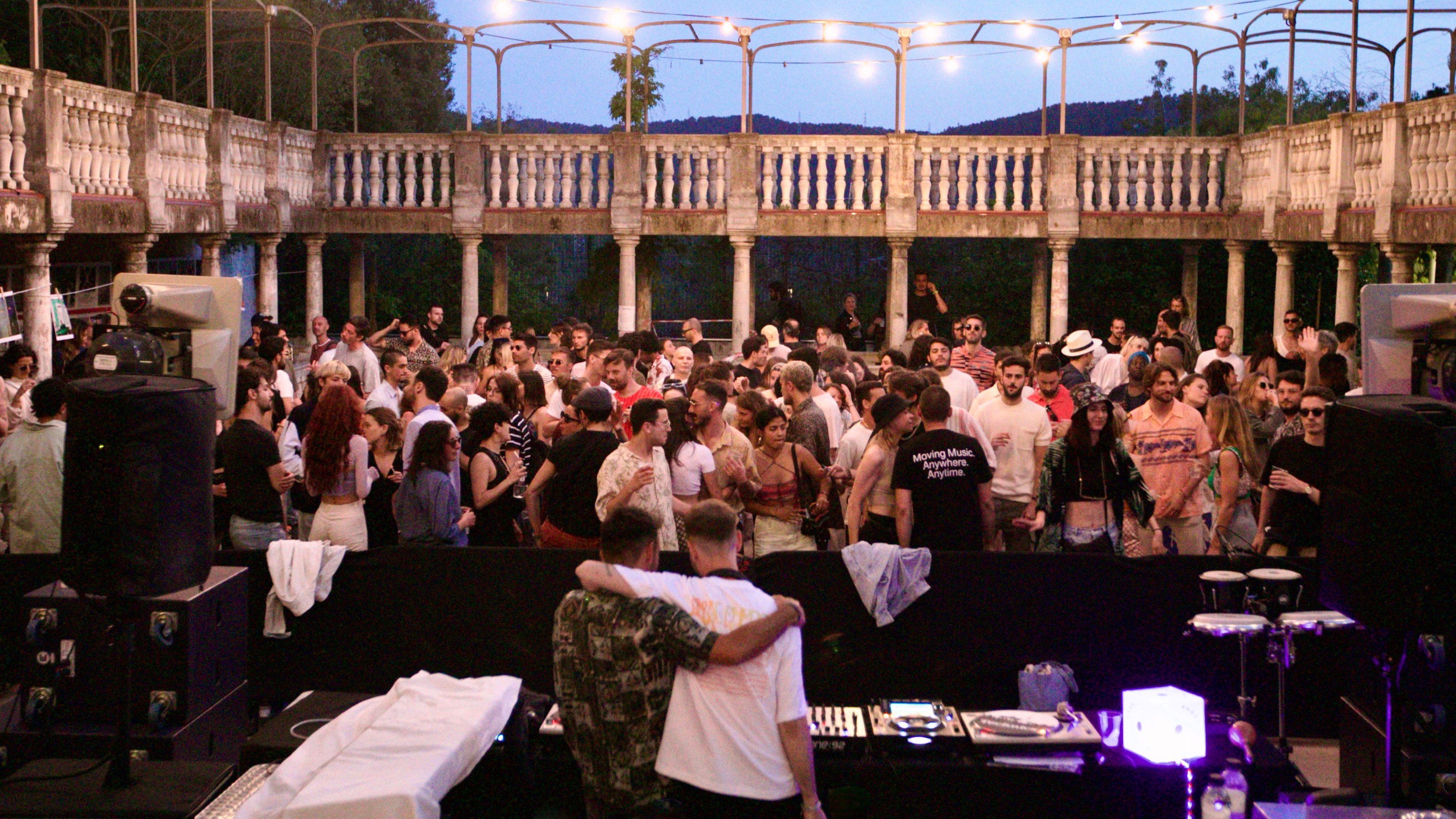 HAAS Records 5 years x Clique image