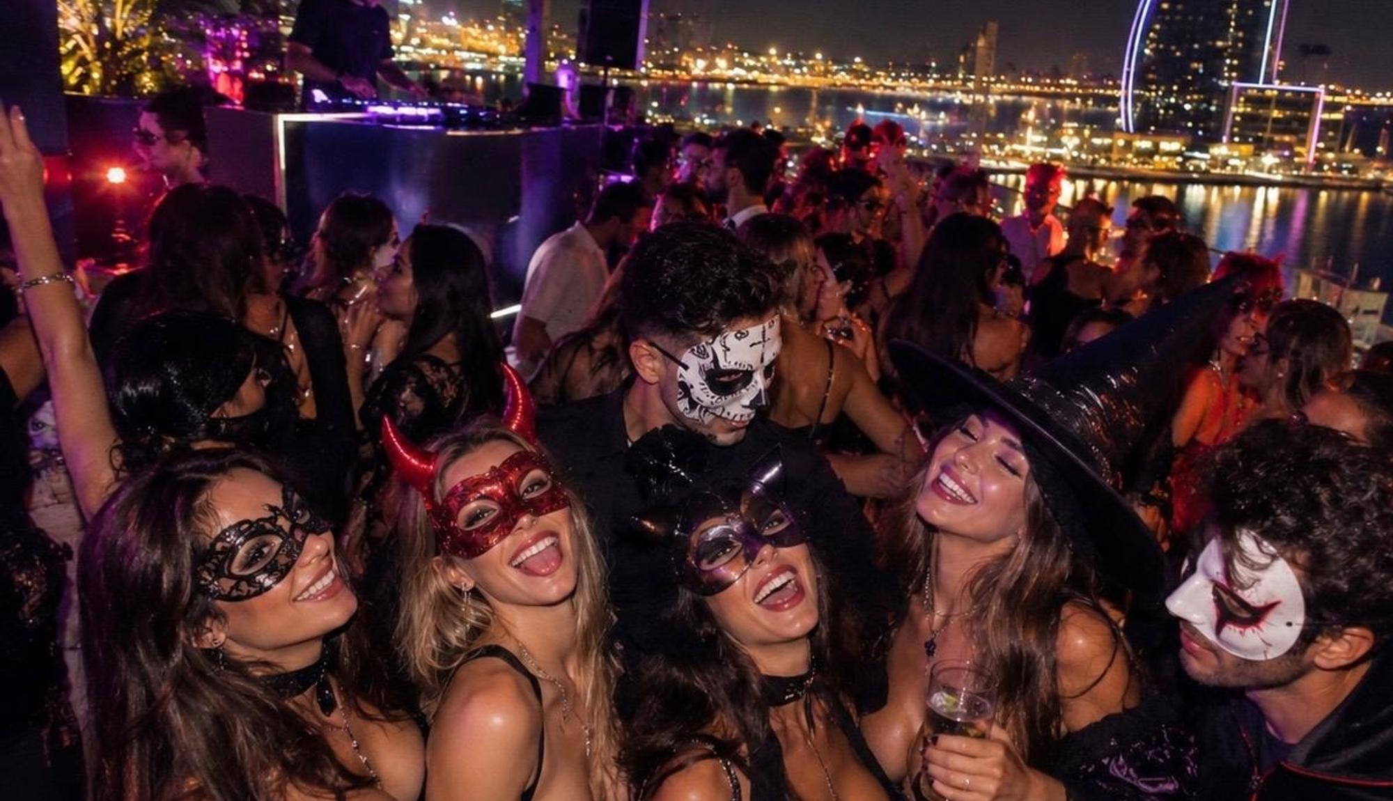 HALLOWEEN ROOFTOP PARTY