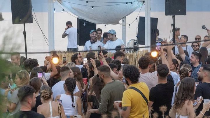 Cover for event: JACKIES OFF WEEK Beach Festival w/ KINK Live set