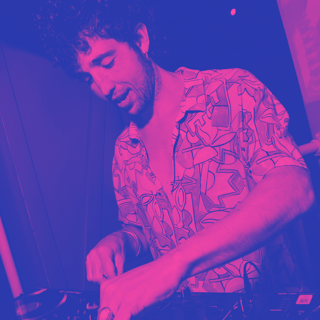 KID RIZZO (Free entry)., en XtraLrge Playground