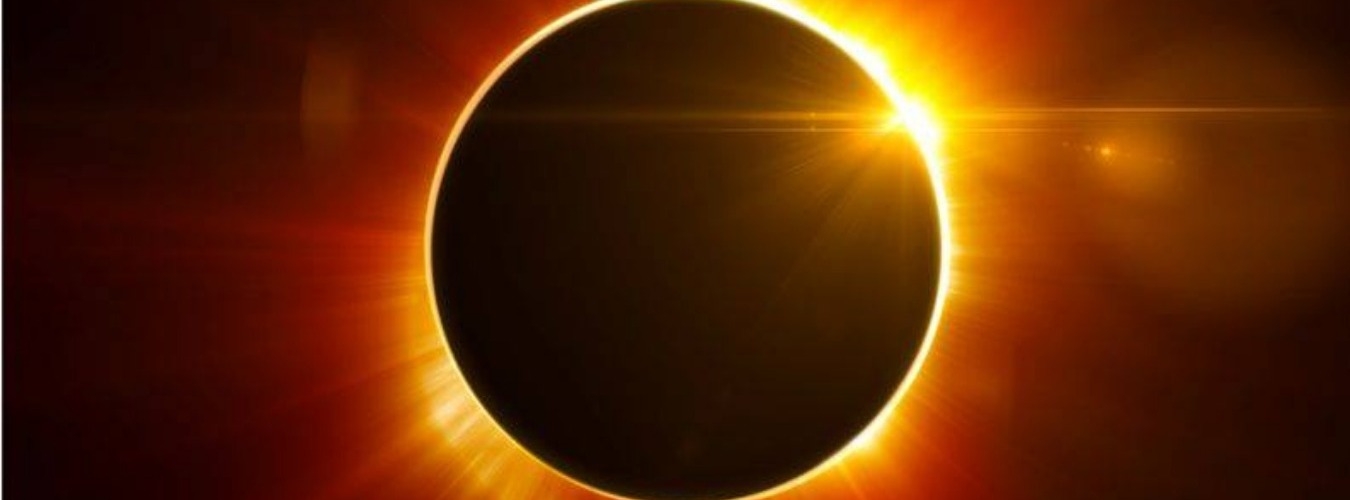 Lattexplus pres. Eclissi lunare w/ Marcolino Ultrasuoni