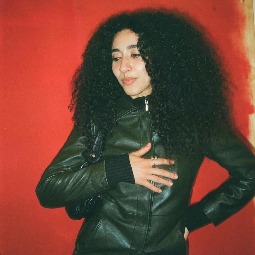 Listening session with douniah image