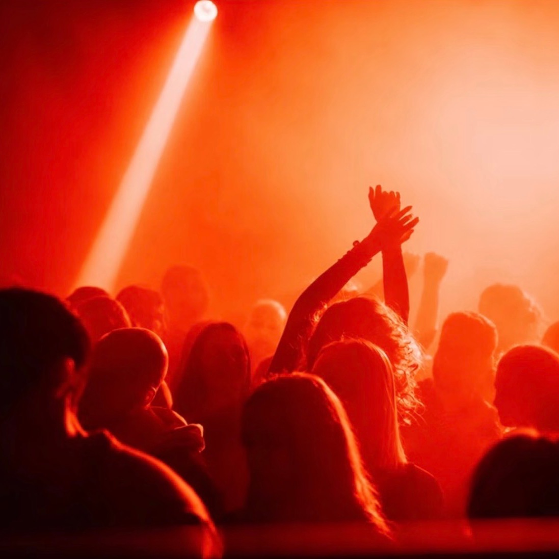 JUEVES / THURSDAY at City Hall Club || DOWNLOAD YOUR FREE PASS image