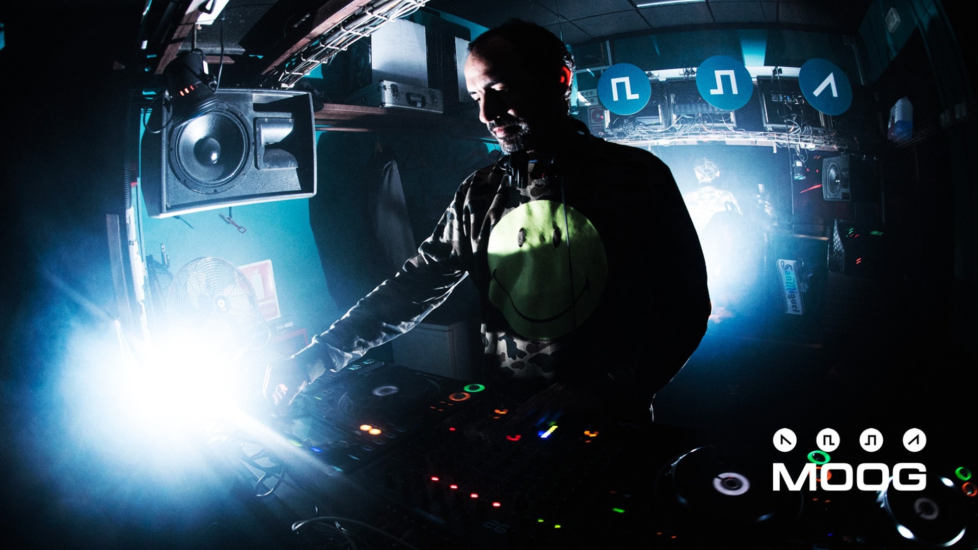 MOOG DJs: GUS VAN SOUND