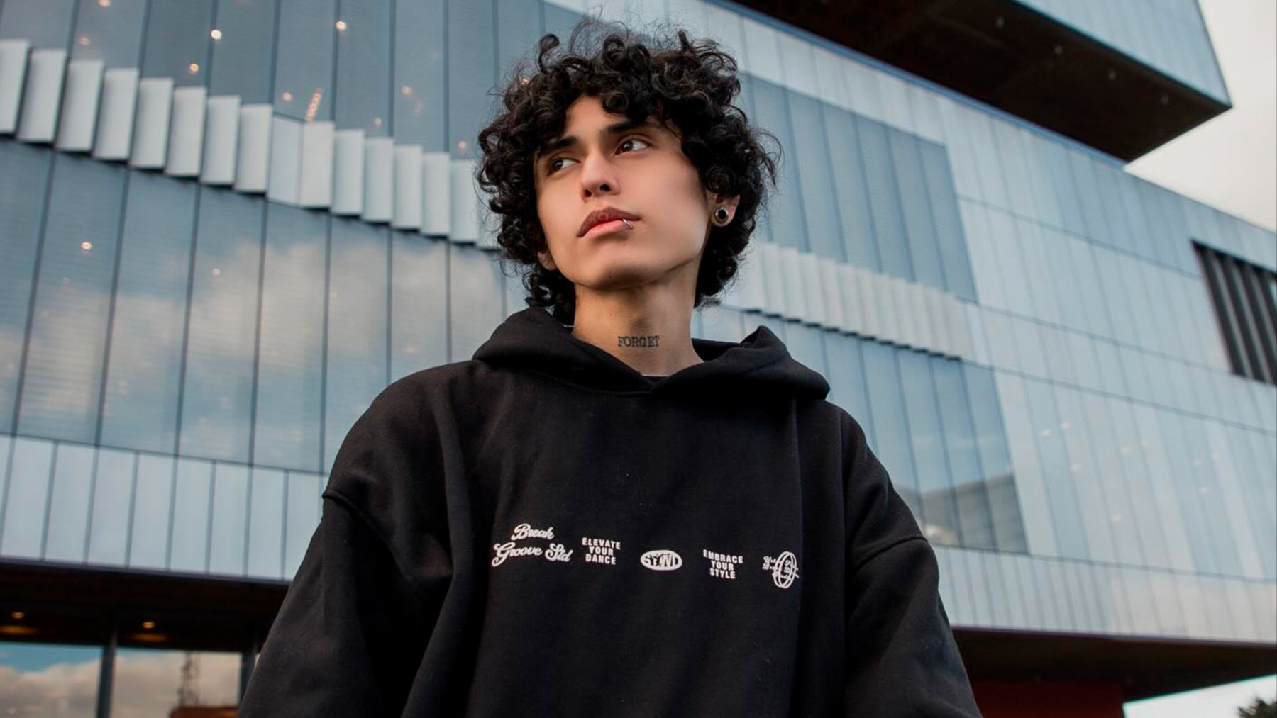 NOISE MAFIA (Purple Wall Music /COL), Hellson5, K-Static at Azimut Club image