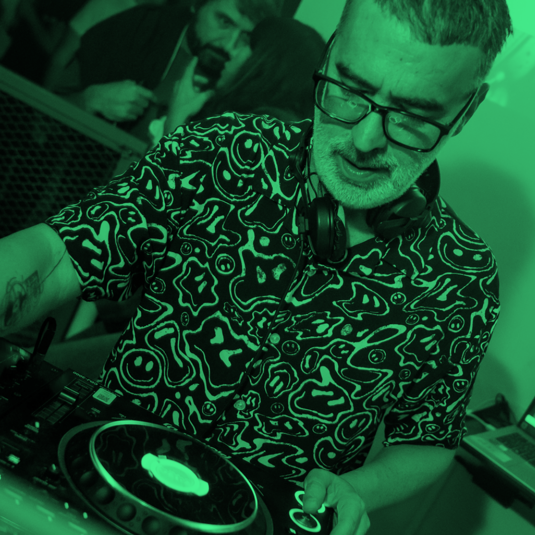 OBTUSO. (Free entry)., en XtraLrge Playground