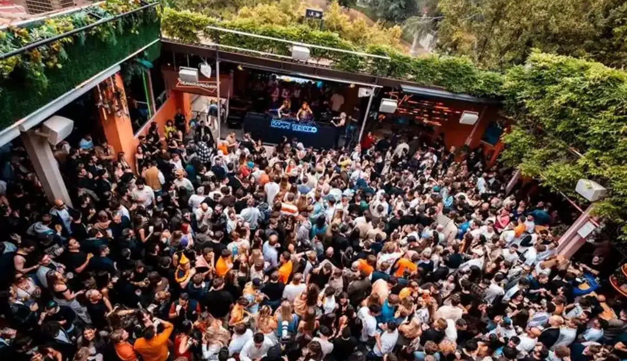 Happy Techno at La Terrrazza Barcelona - Open Air / Daytime
