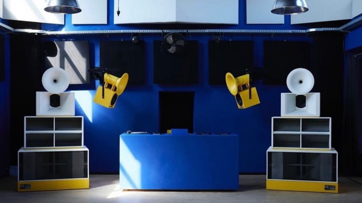 Proxima Centauri w/ Vladimir Dubyshkin  image