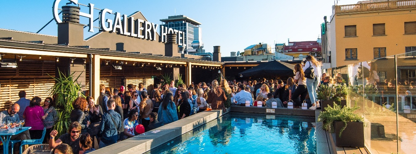 Reggaeton Rooftop Party // Thursdays image