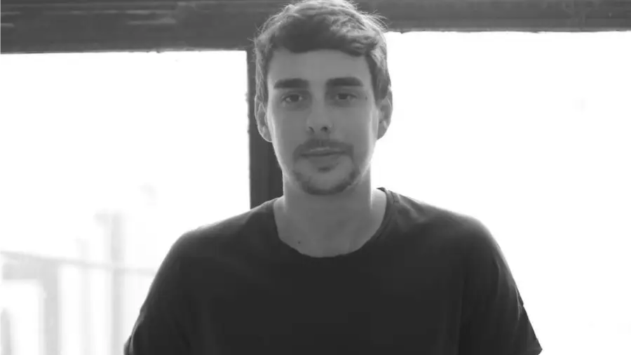 Roots at Les Enfants pres. Cap