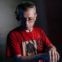 Cartel de Rubén Seoane en Moog