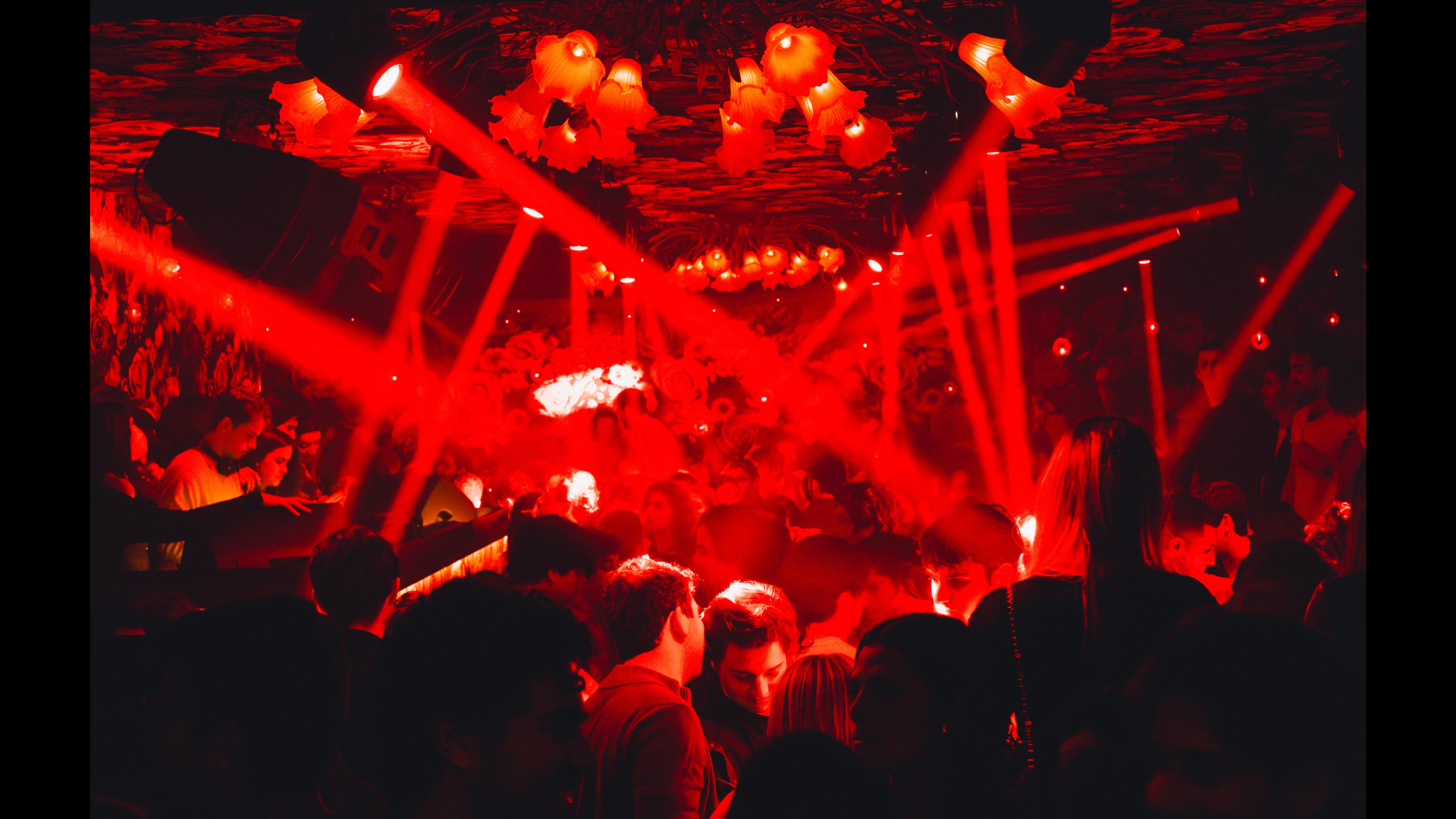 Saturdays at Los Amantes