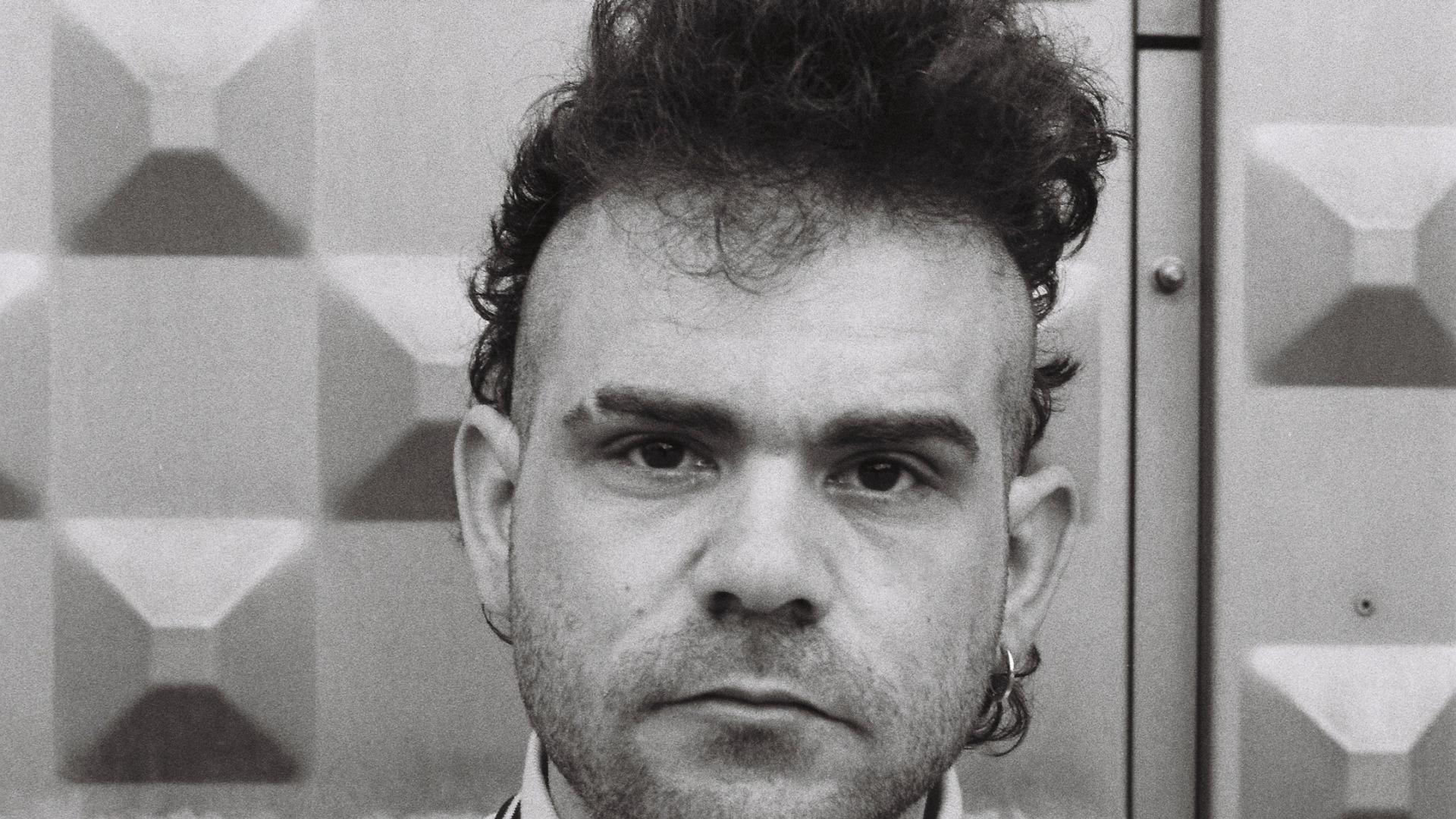 06/11/21 - ESSAN invites: HECTOR OAKS. image