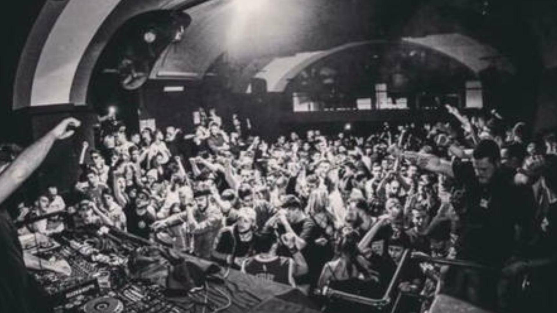 SIDE - il Giovedì notte del CENTRALINO CLUB image