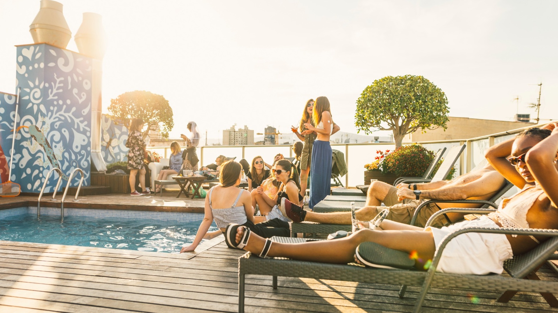 Throwback Rooftop Party pres: Back to 90s