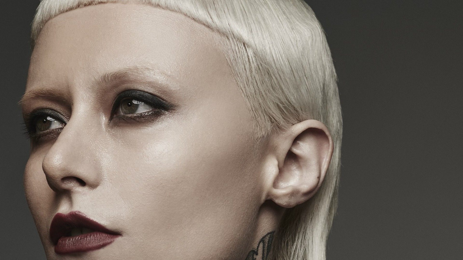 TUMULTUM W/ Samantha Togni [ UK ]