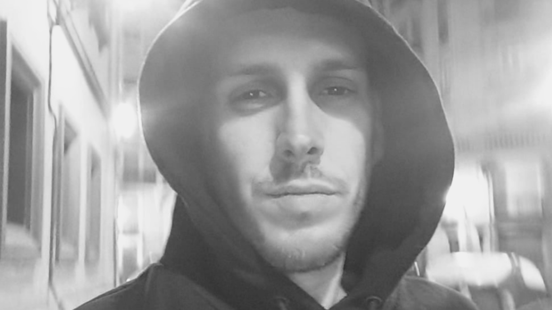 UPSIDEDOWN: FRANKALE