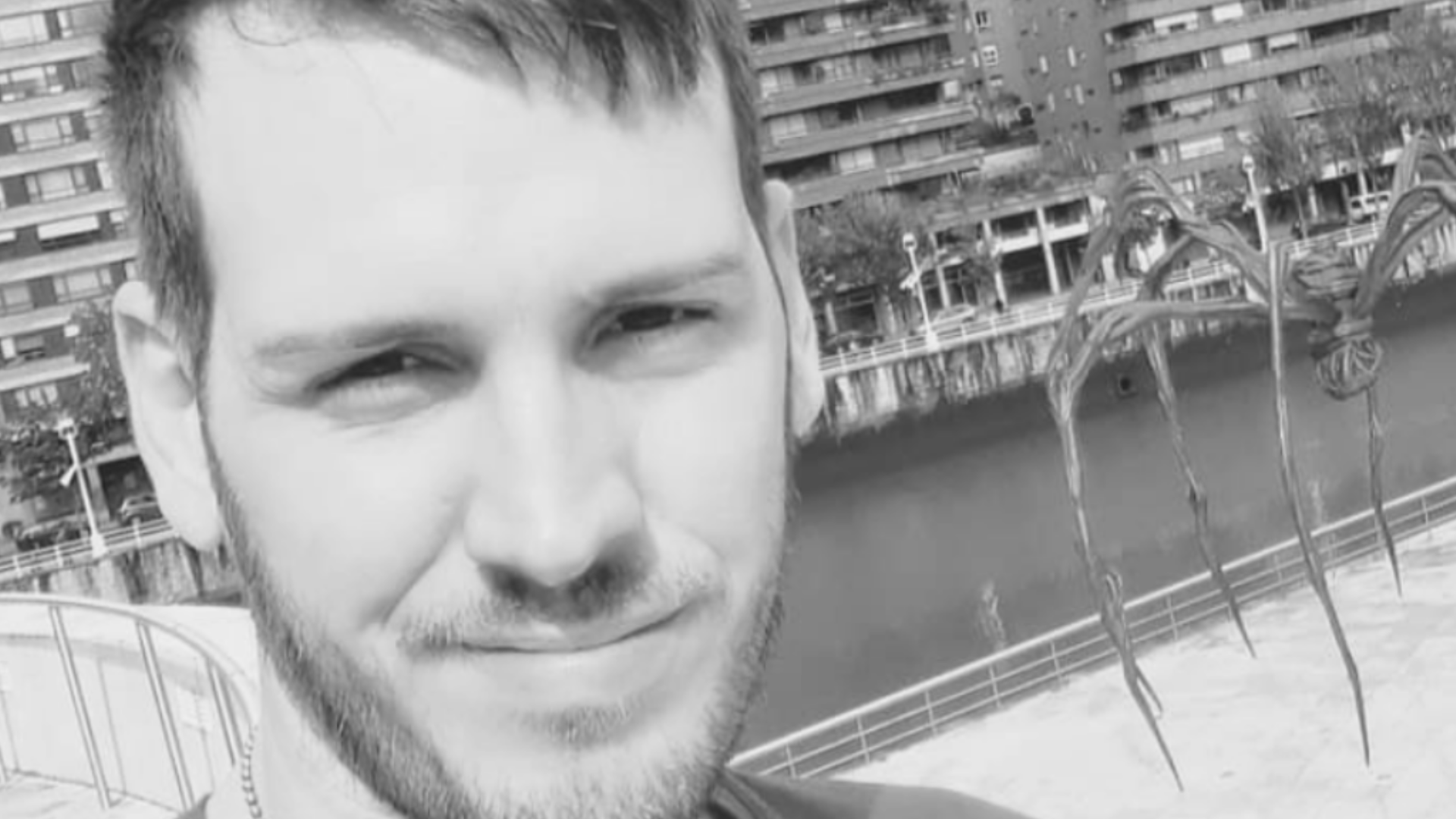 UPSIDEDOWN: FRANKALE