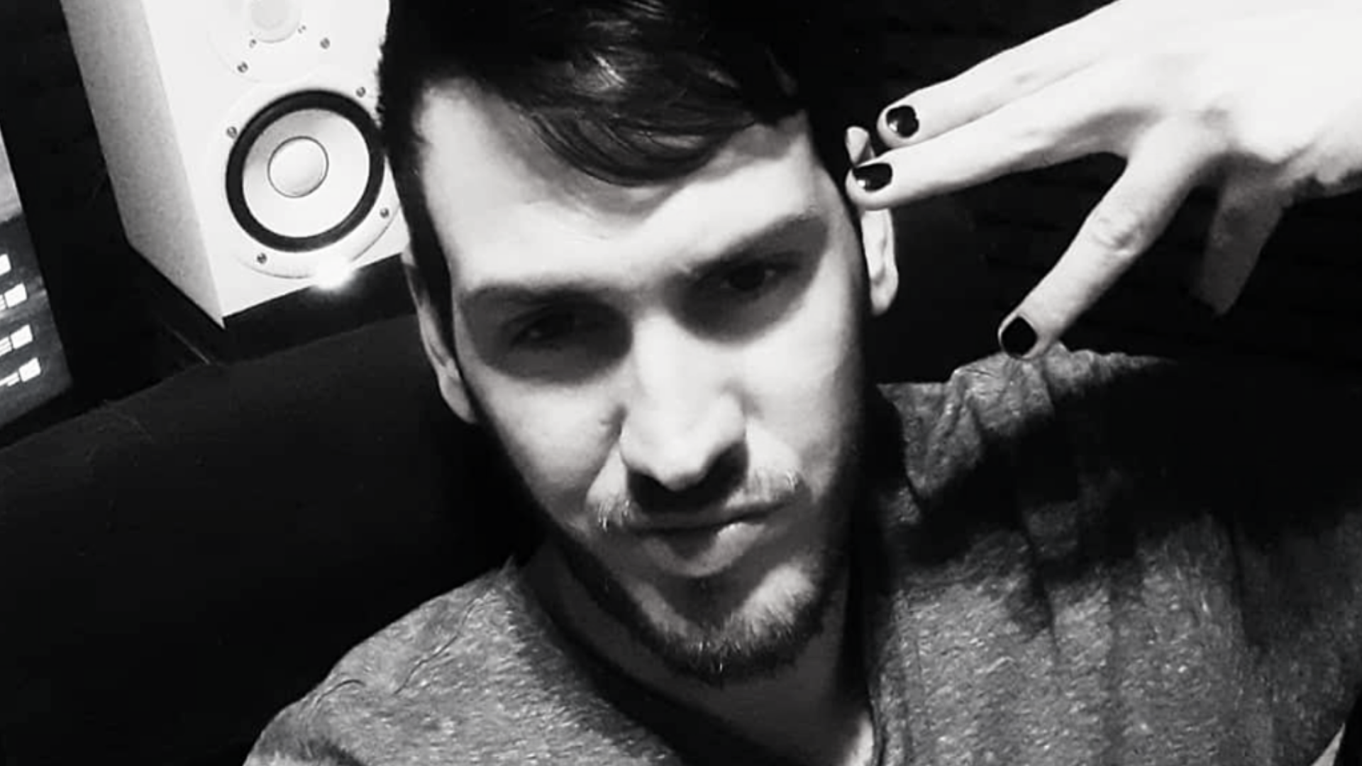 UPSIDEDOWN: FRANKALE image