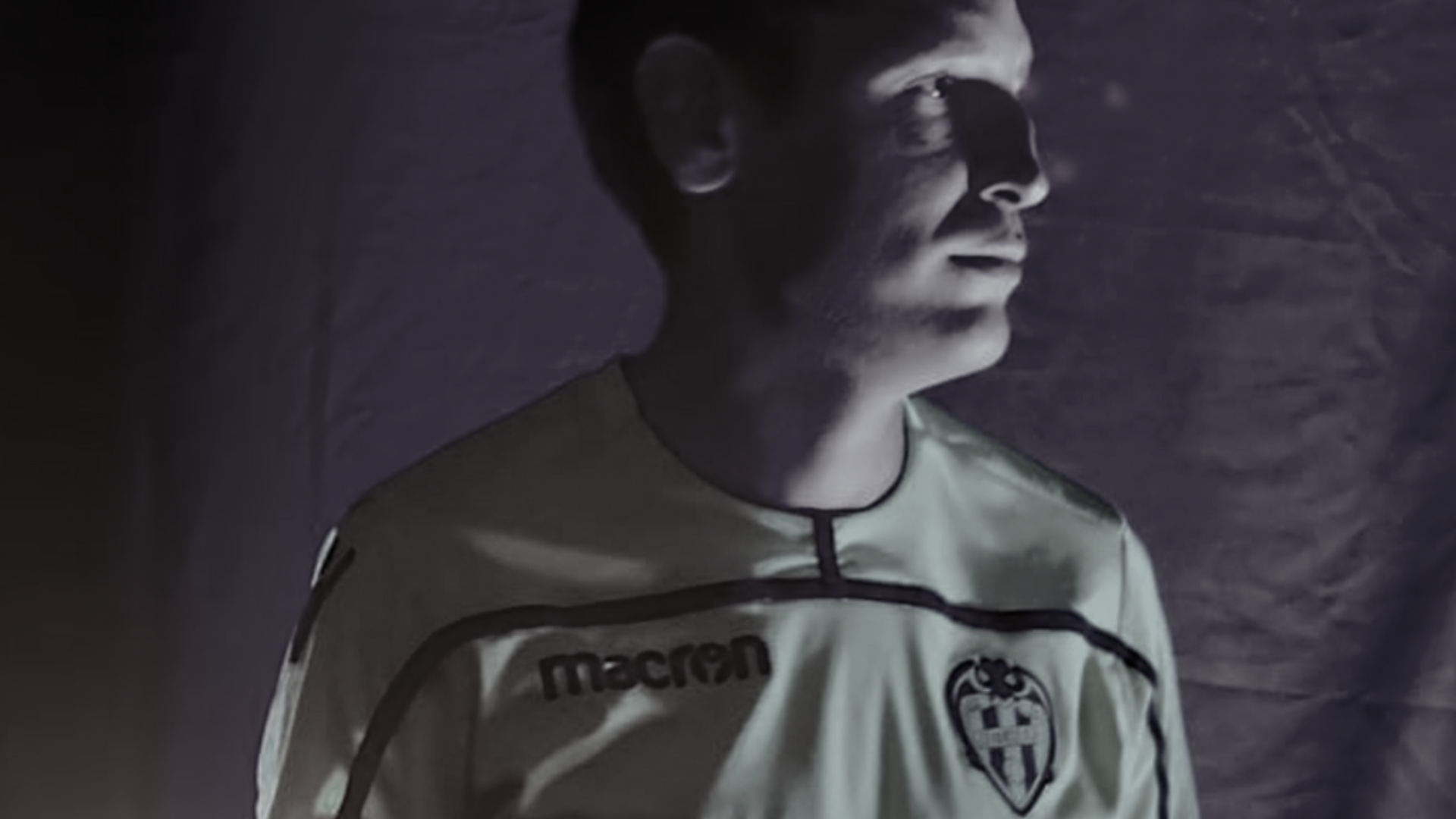 UPSIDEDOWN: INDIYEI image