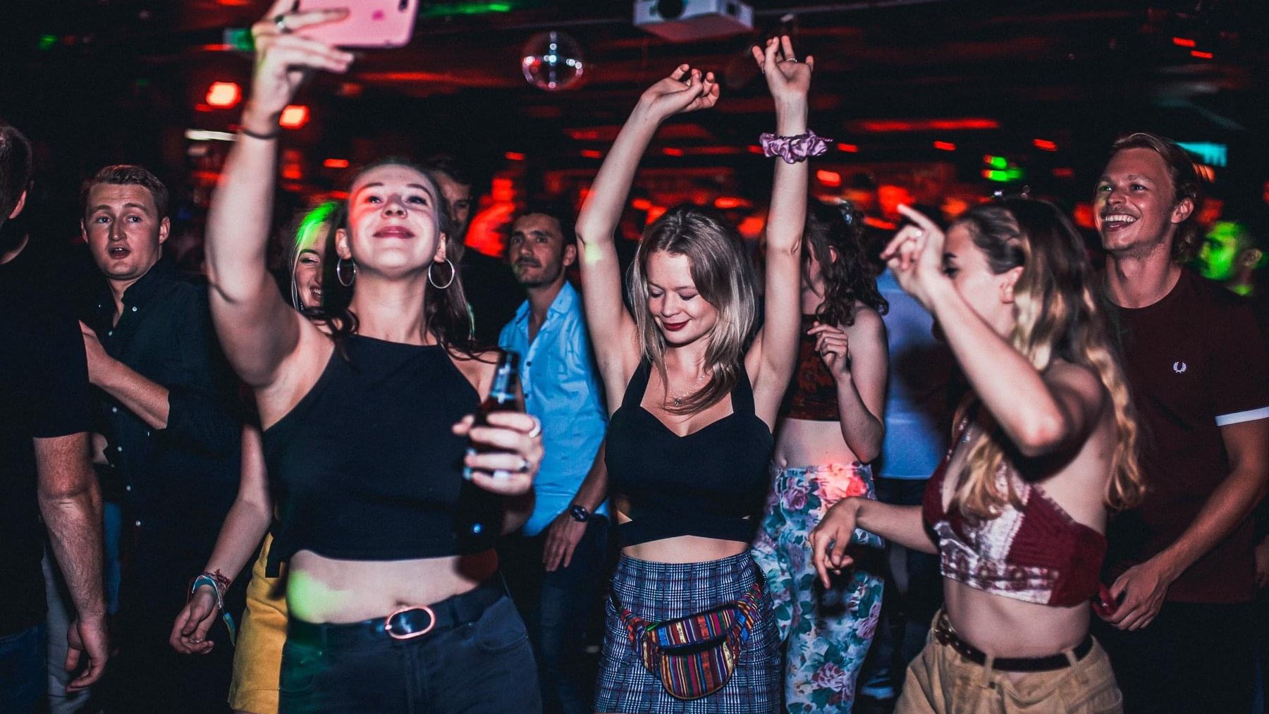 HITS - MONDAY PARTY ll LAST FREE