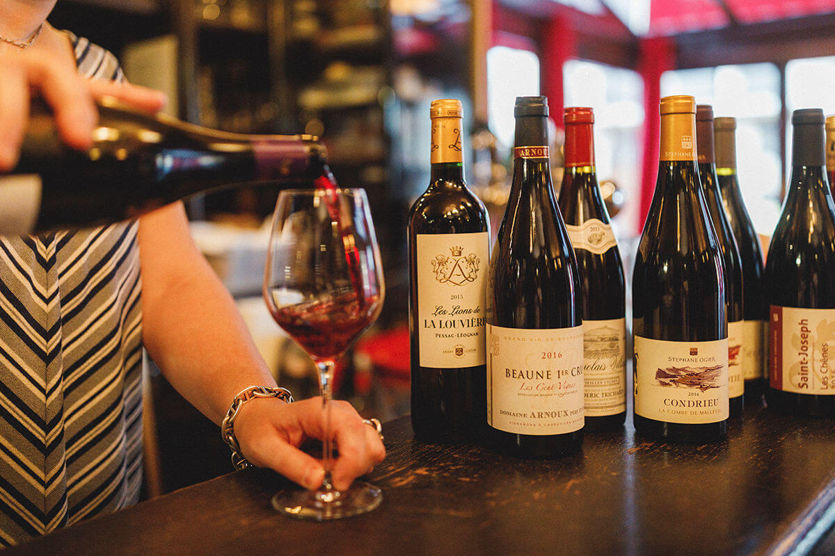 7éme Vin gallery image