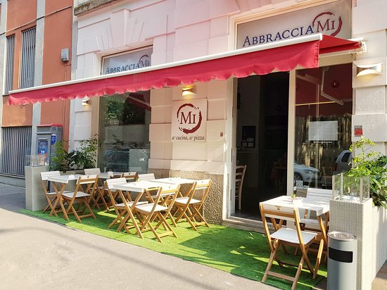 AbbracciaMi gallery image