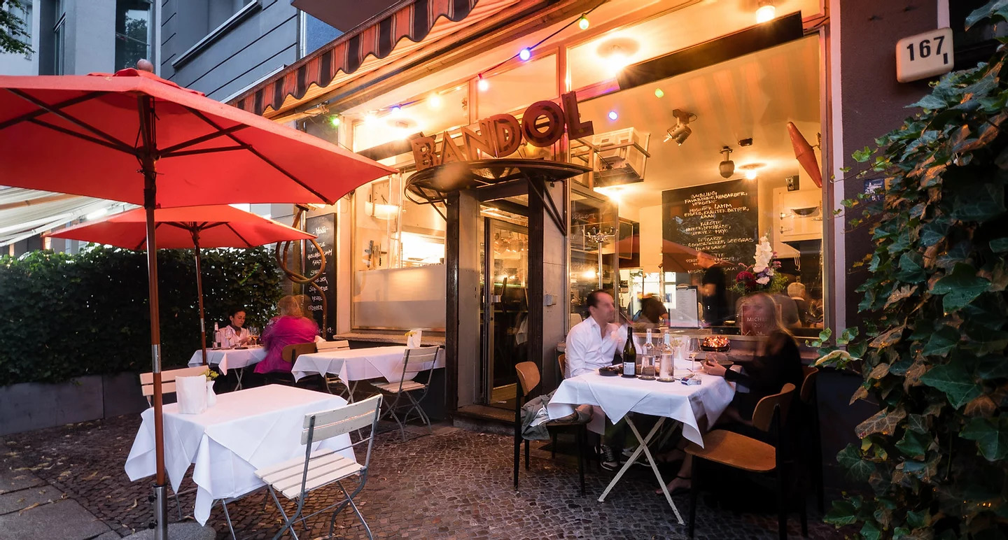 Bandol sur mer gallery image