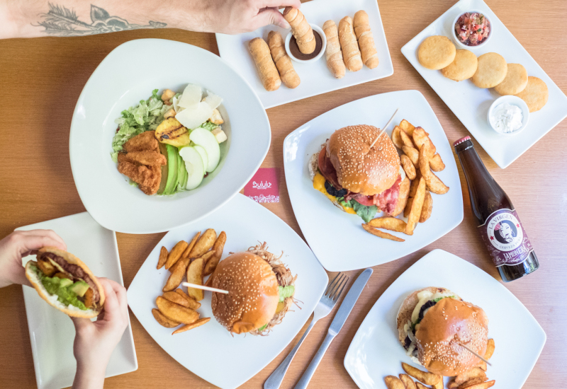 Bululú  gallery image