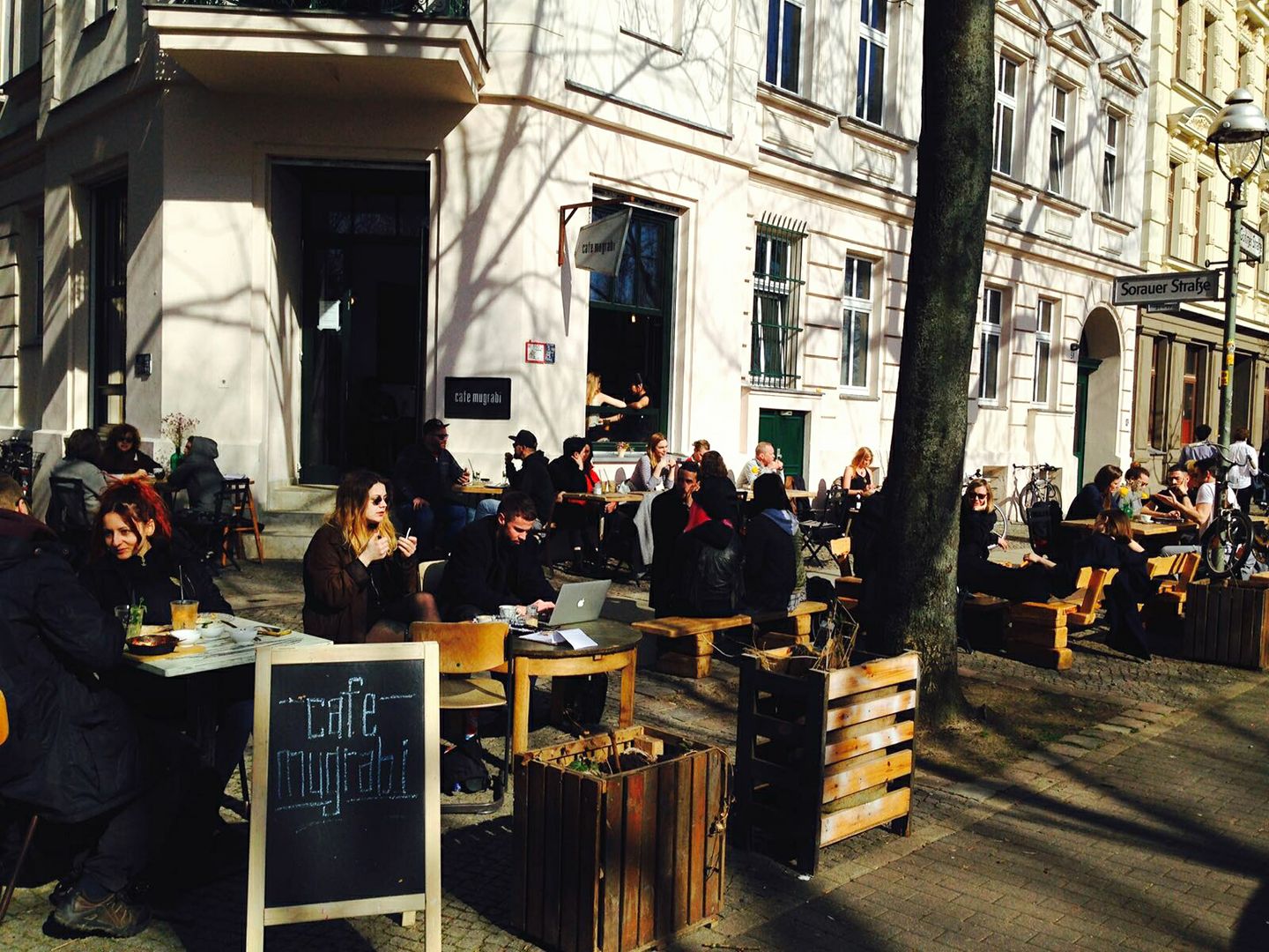 Café Mugrabi gallery image