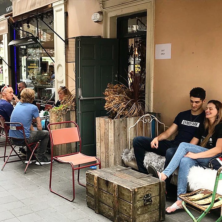 Champagne+Fromage Greenwich gallery image