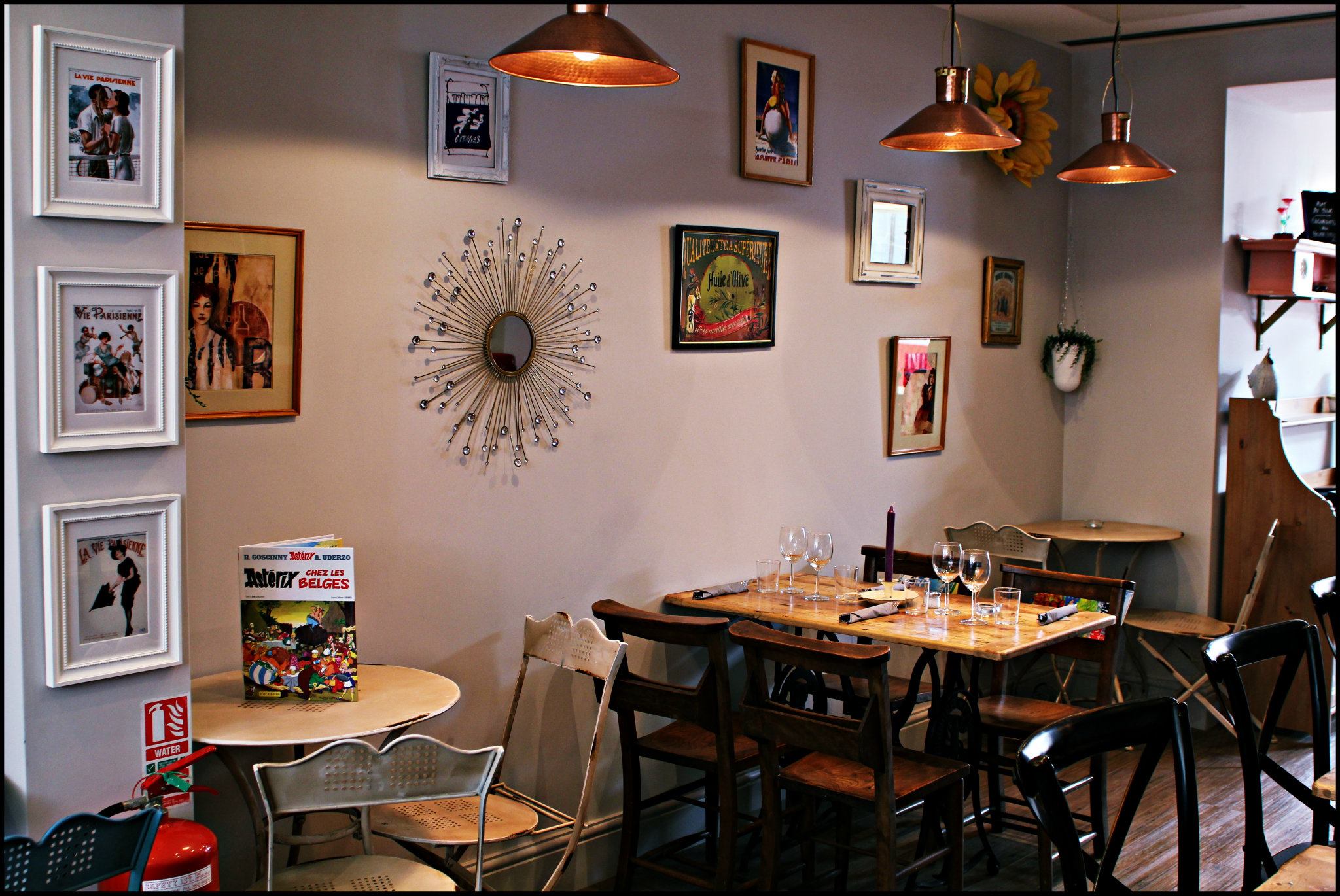 Chez Elles Bistroquet gallery image