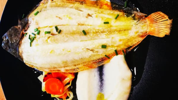 El Piso gallery image