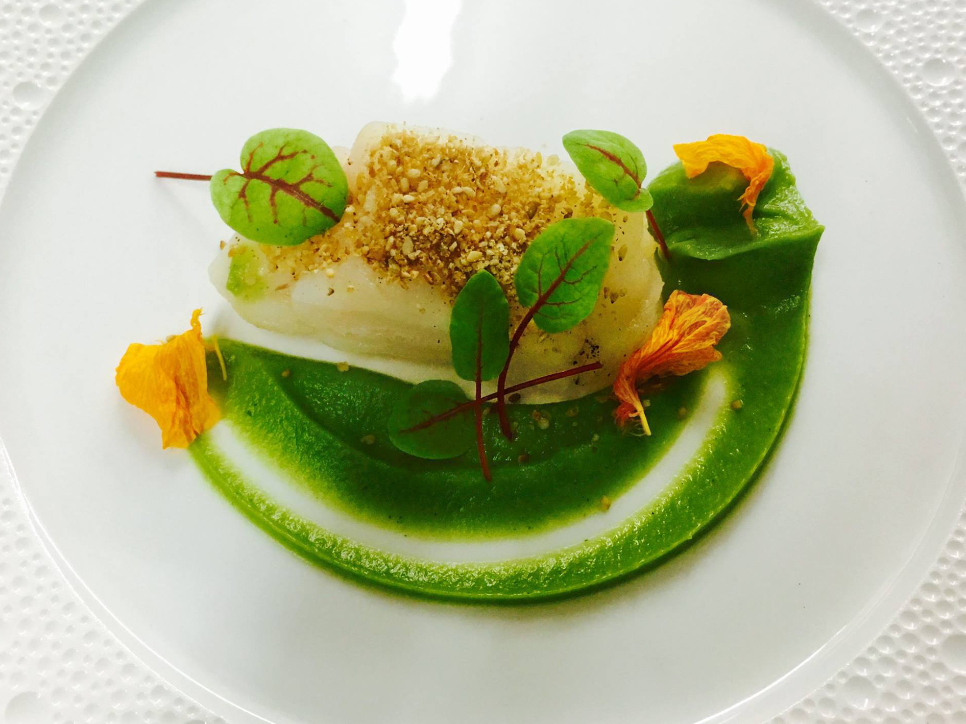 Esens'all gallery image