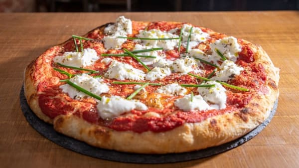 Figaro Pizza Bar gallery image