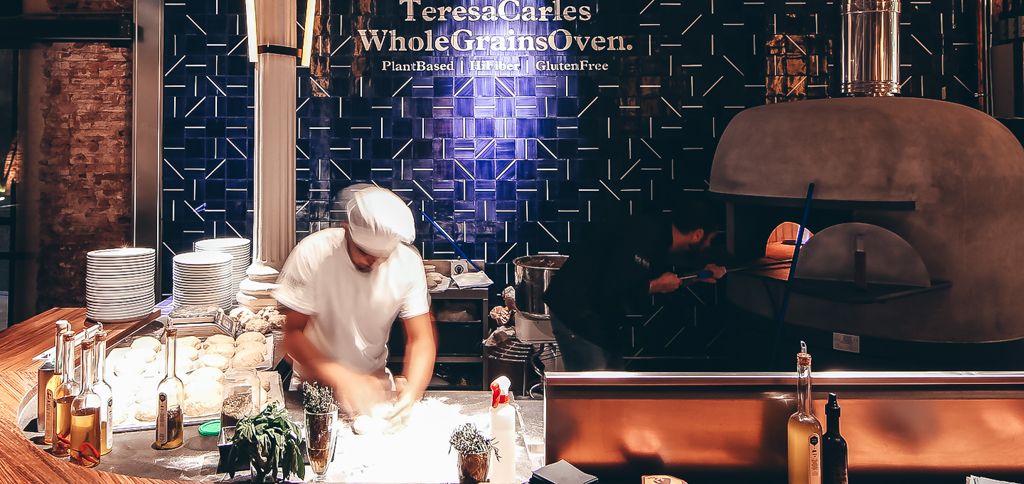 Flax & Kale Passage Barcelona gallery image