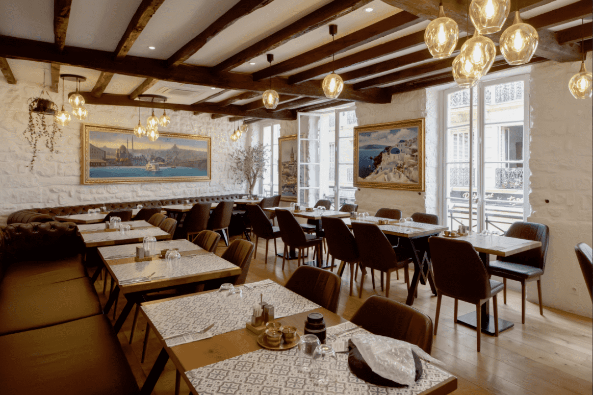 Hélia gallery image