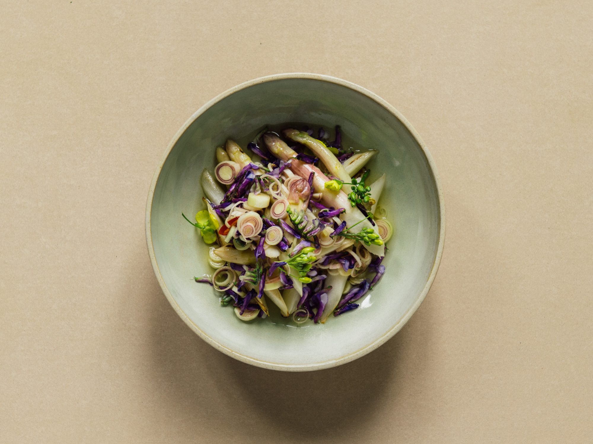 Kin Dee gallery image