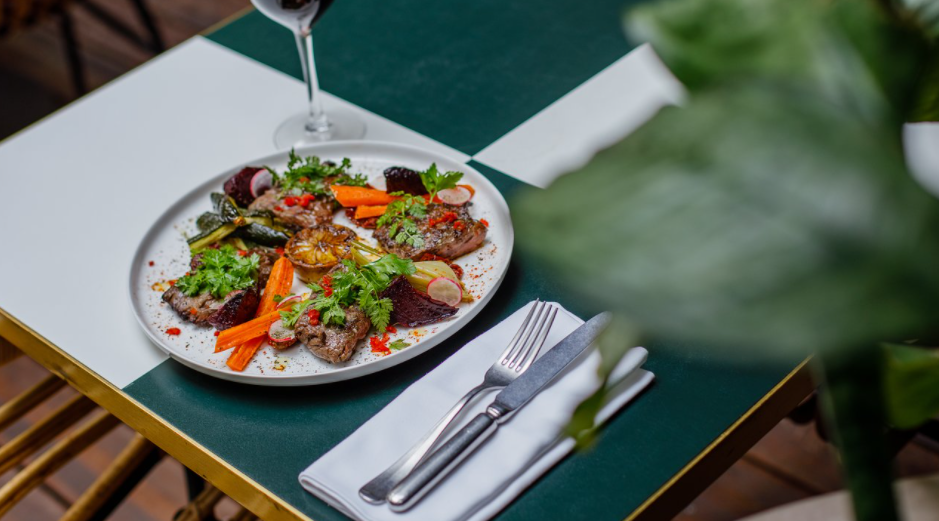 Klay Saint Sauveur gallery image