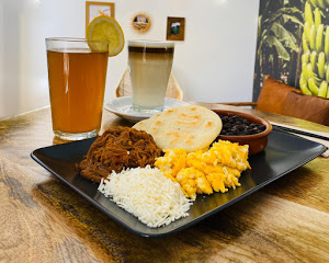 La Octava Isla gallery image