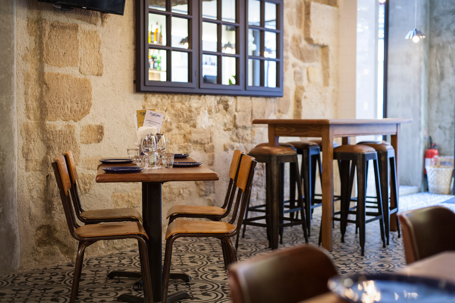 Les Artizans  gallery image