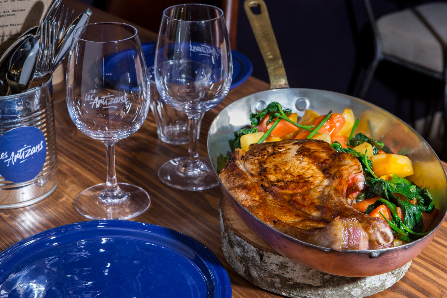 Les Artizans  gallery image