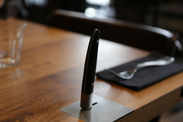 Les Fines Lames gallery image