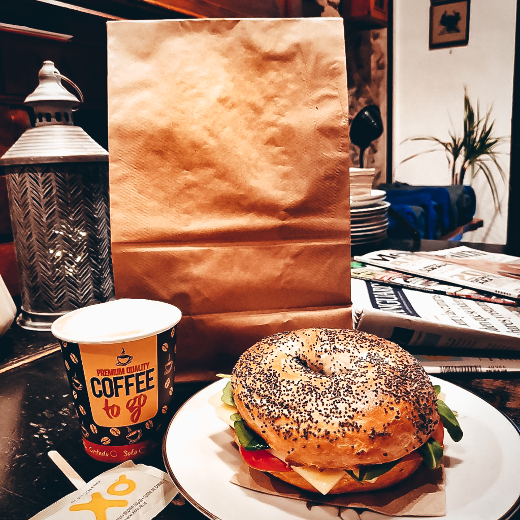 Molinet Cafe Antic gallery image