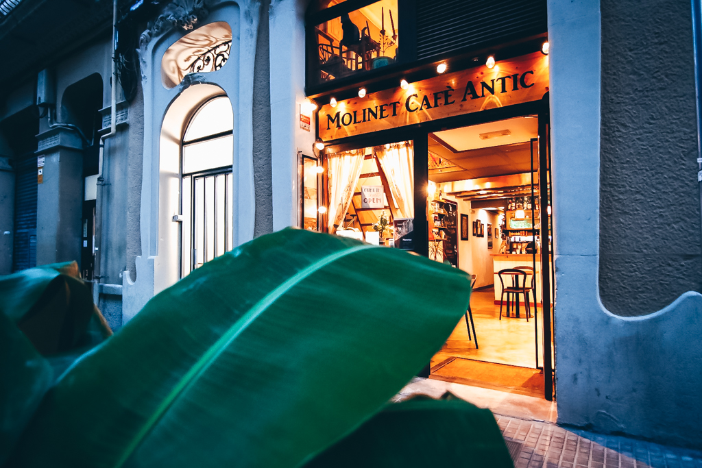 Molinet Cafe Antic gallery image