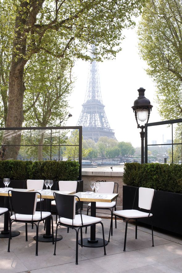 Monsieur Bleu gallery image