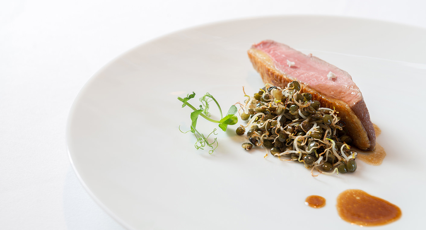 MONTÉE gallery image