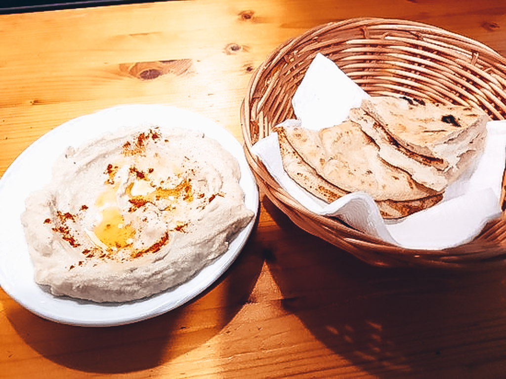 Mustà Shawarma gallery image