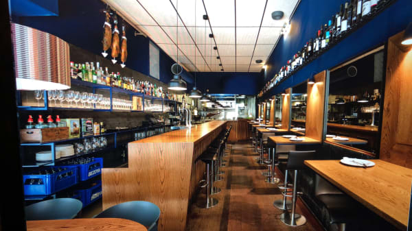 Tapeo Born gallery image